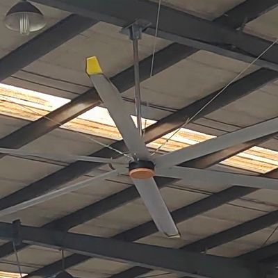 Bom preço. 5.5m 18FT HVLS ventilador de teto para restaurante direto e fábrica de alta tensão on-line