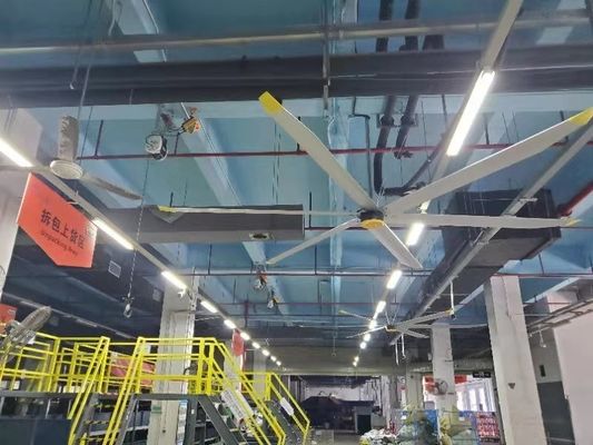 Bom preço. Grande ventilador de teto industrial PMSM HVLS 7,3m para ventilação de arrefecimento do ar on-line